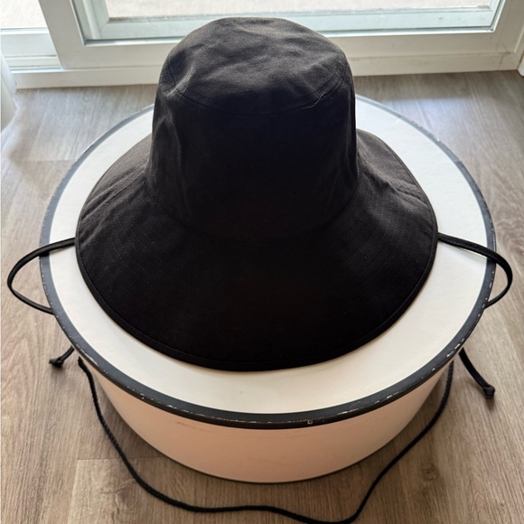 SORRY, THIS ITEM IS SOLD!